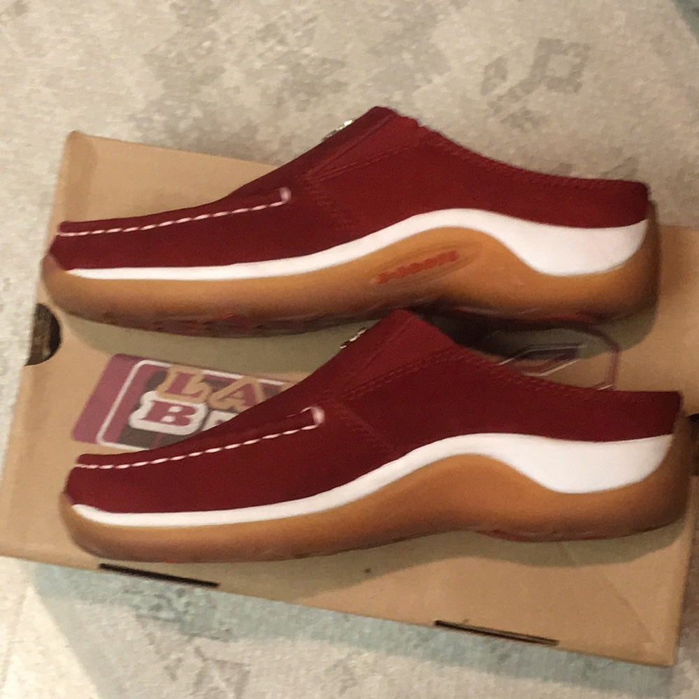 “NWT” Red Suede Slip-in Mule/Clogs “Lady Boots” brand - Picture 8 of 11